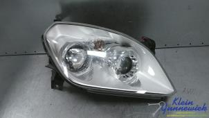 Usados Faro derecha Opel Tigra Precio € 195,00 Norma de margen ofrecido por Klein Gunnewiek Autodemontage & Motorentechniek