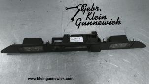 Używane Uchwyt tylnej klapy Audi A8 Cena € 45,00 Procedura marży oferowane przez Gebr.Klein Gunnewiek Ho.BV