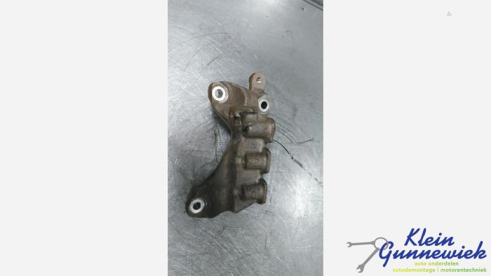 Used Engine mount Opel Mokka Price € 30,00 Margin scheme offered by Klein Gunnewiek Autodemontage & Motorentechniek
