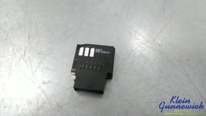 Begagnade Sensor (övriga) Opel Karl Pris € 16,00 Marginaltabell erbjuds av Klein Gunnewiek Autodemontage & Motorentechniek