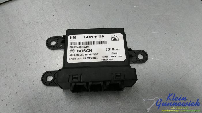 Usados Módulo PDC Opel Astra Precio € 22,00 Norma de margen ofrecido por Klein Gunnewiek Autodemontage & Motorentechniek