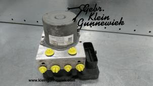 Used ABS pump Opel Karl Price € 85,00 Margin scheme offered by Gebr.Klein Gunnewiek Ho.BV