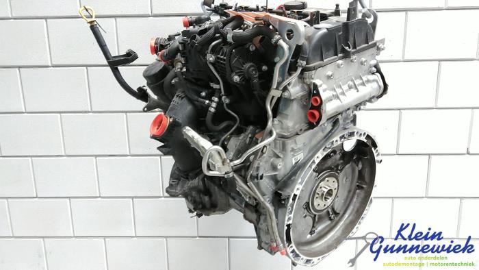 Used Engine Mercedes Vito Price € 3.250,00 Margin scheme offered by Klein Gunnewiek Autodemontage & Motorentechniek