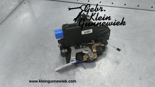 Used Rear door lock mechanism 4-door, left Volkswagen Touran Price € 35,00 Margin scheme offered by Gebr.Klein Gunnewiek Ho.BV