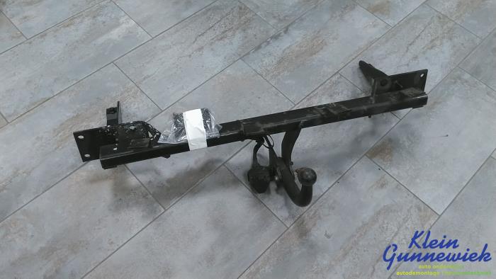 Używane Hak holowniczy Opel Meriva Cena € 66,00 Procedura marży oferowane przez Klein Gunnewiek Autodemontage & Motorentechniek