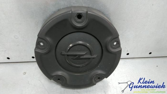 Używane Kolpak Opel Combo Cena € 25,00 Procedura marży oferowane przez Klein Gunnewiek Autodemontage & Motorentechniek