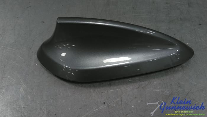 Używane Antena BMW 5-Serie Cena € 20,00 Procedura marży oferowane przez Klein Gunnewiek Autodemontage & Motorentechniek