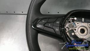 Used Steering wheel Renault Trafic Price € 135,00 Margin scheme offered by Klein Gunnewiek Autodemontage & Motorentechniek