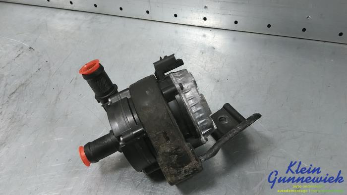 Begagnade Vattenpump Renault Trafic Pris € 183,00 Marginaltabell erbjuds av Klein Gunnewiek Autodemontage & Motorentechniek