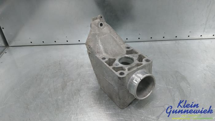 Used Engine mount Mercedes Vito Price € 45,00 Margin scheme offered by Klein Gunnewiek Autodemontage & Motorentechniek