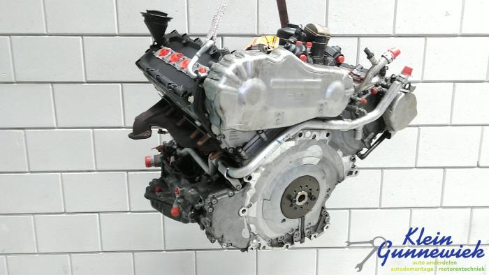 Używane Silnik Audi A8 Cena € 2.995,00 Procedura marży oferowane przez Klein Gunnewiek Autodemontage & Motorentechniek