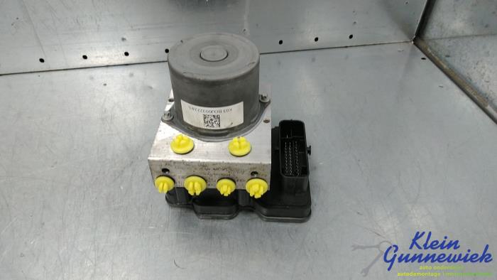 Usagé Bloc ABS Audi A6 Prix € 29,00 Règlement à la marge proposé par Klein Gunnewiek Autodemontage & Motorentechniek