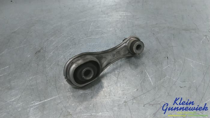Used Engine mount Renault Twingo Price € 21,00 Margin scheme offered by Klein Gunnewiek Autodemontage & Motorentechniek