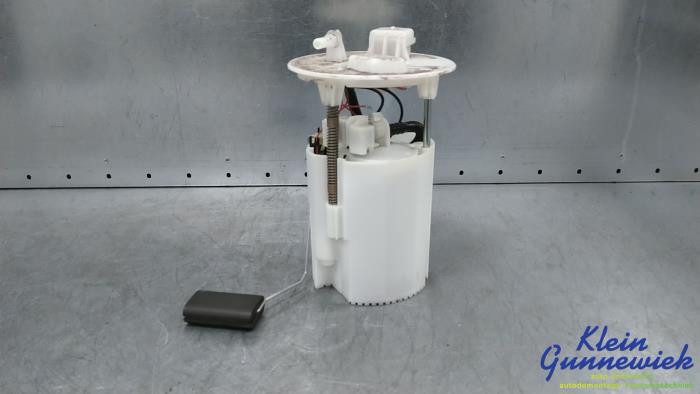 Gebrauchte Kraftstoffpumpe Elektrisch Renault Twingo Preis € 65,00 Margenregelung angeboten von Klein Gunnewiek Autodemontage & Motorentechniek