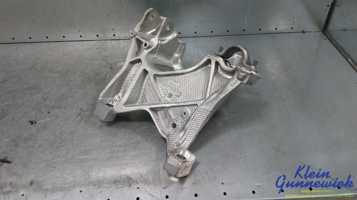 Begagnade Underram Audi A5 Pris € 67,00 Marginaltabell erbjuds av Klein Gunnewiek Autodemontage & Motorentechniek