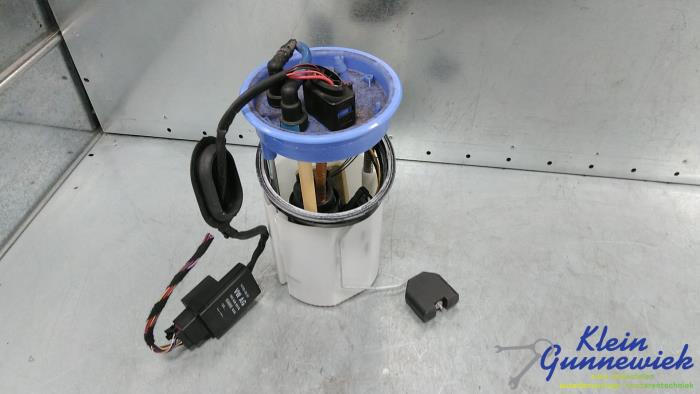 Usagé Pompe à carburant Skoda Rapid Prix € 75,00 Règlement à la marge proposé par Klein Gunnewiek Autodemontage & Motorentechniek