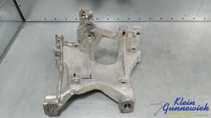 Begagnade Underram Audi A4 Pris € 67,00 Marginaltabell erbjuds av Klein Gunnewiek Autodemontage & Motorentechniek