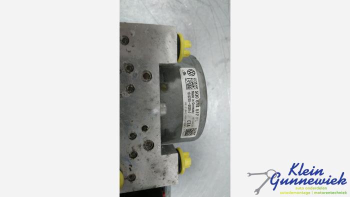 ABS pump from a Volkswagen Passat 2017