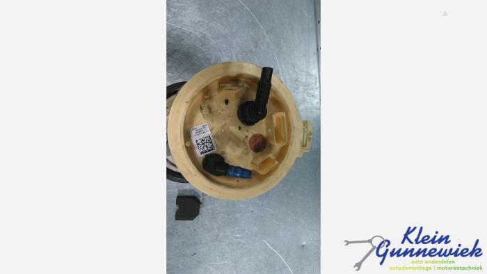 Usagé Pompe à carburant Volkswagen Passat Prix € 112,00 Règlement à la marge proposé par Klein Gunnewiek Autodemontage & Motorentechniek