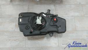 Usados Depósito Adblue Mercedes ML-Klasse Precio € 550,00 Norma de margen ofrecido por Klein Gunnewiek Autodemontage & Motorentechniek