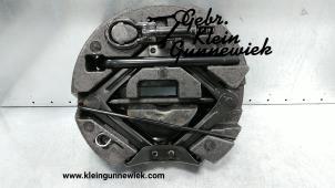 Usados Juego de herramientas Ford Focus Precio € 45,00 Norma de margen ofrecido por Klein Gunnewiek Autodemontage & Motorentechniek