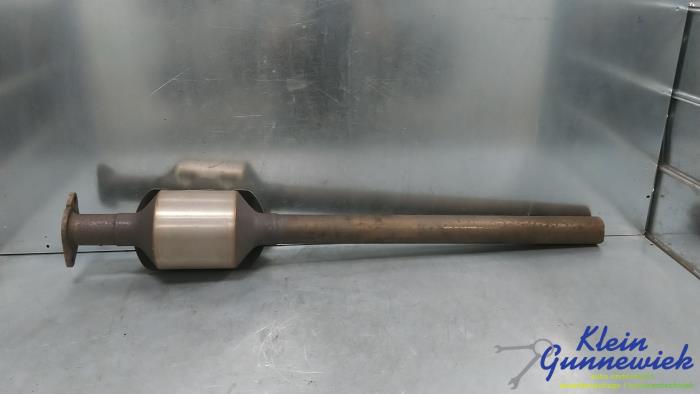 Używane Katalizator Ford Focus Cena € 195,00 Procedura marży oferowane przez Klein Gunnewiek Autodemontage & Motorentechniek