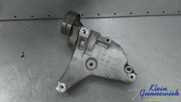Usados Rodillo tensor correa múltiple Volkswagen Touran Precio € 18,00 Norma de margen ofrecido por Klein Gunnewiek Autodemontage & Motorentechniek