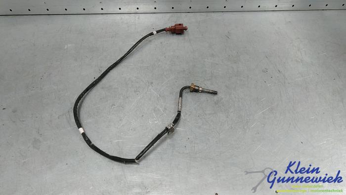 Usagé Sensor température d’échappement Volkswagen Caddy Prix € 22,00 Règlement à la marge proposé par Klein Gunnewiek Autodemontage & Motorentechniek