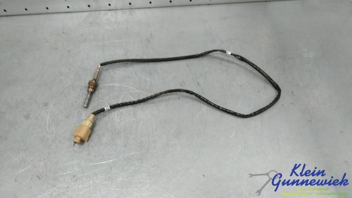 Usagé Sensor température d’échappement Volkswagen Caddy Prix € 27,00 Règlement à la marge proposé par Klein Gunnewiek Autodemontage & Motorentechniek