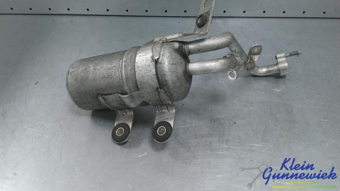 Usagé Déshydrateur clim Ford Focus Prix € 35,00 Règlement à la marge proposé par Klein Gunnewiek Autodemontage & Motorentechniek