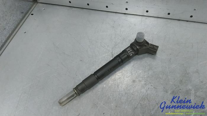 Usagé Injecteurs Toyota Hilux Prix € 171,00 Règlement à la marge proposé par Klein Gunnewiek Autodemontage & Motorentechniek