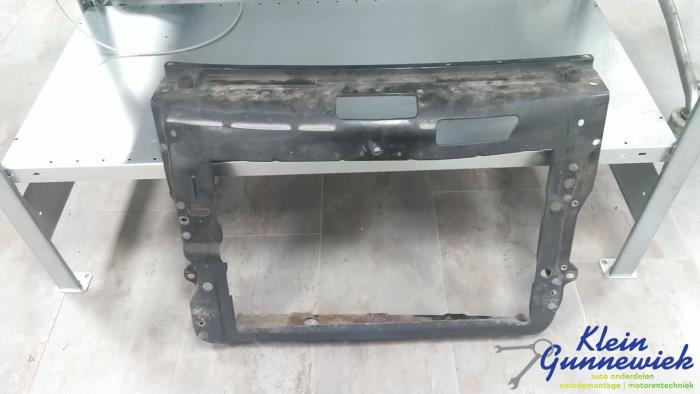 Begagnade Front Volkswagen Fox Pris € 34,00 Marginaltabell erbjuds av Klein Gunnewiek Autodemontage & Motorentechniek