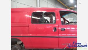 Używane Drzwi przesuwne prawe Hyundai H200 Cena € 125,00 Procedura marży oferowane przez Klein Gunnewiek Autodemontage & Motorentechniek