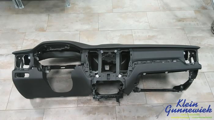 Używane Panel Volvo XC60 Cena € 639,00 Procedura marży oferowane przez Klein Gunnewiek Autodemontage & Motorentechniek