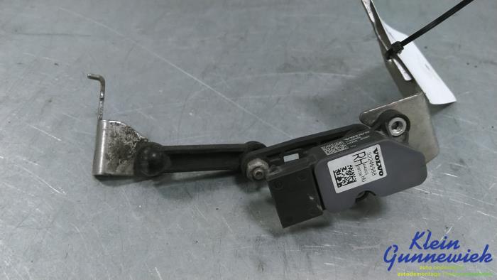 Begagnade Sensor (övriga) Volvo XC60 Pris € 41,00 Marginaltabell erbjuds av Klein Gunnewiek Autodemontage & Motorentechniek