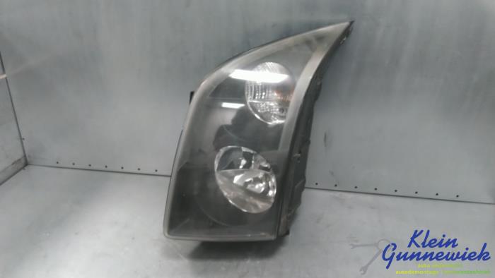 Używane Reflektor lewy Volkswagen Crafter Cena € 125,00 Procedura marży oferowane przez Klein Gunnewiek Autodemontage & Motorentechniek