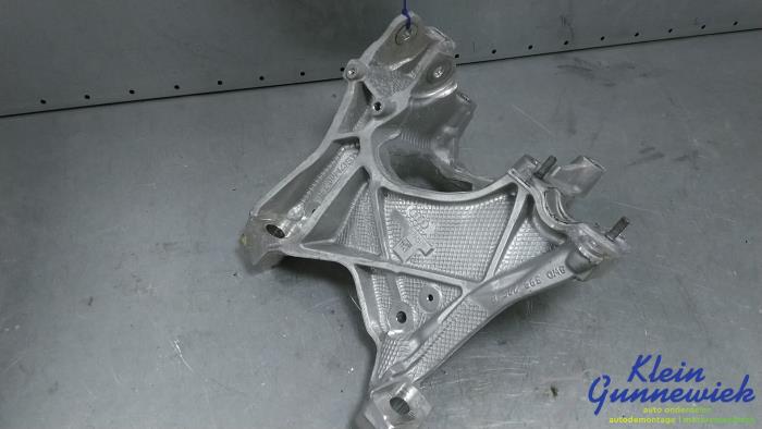 Begagnade Underram Audi A5 Pris € 67,00 Marginaltabell erbjuds av Klein Gunnewiek Autodemontage & Motorentechniek