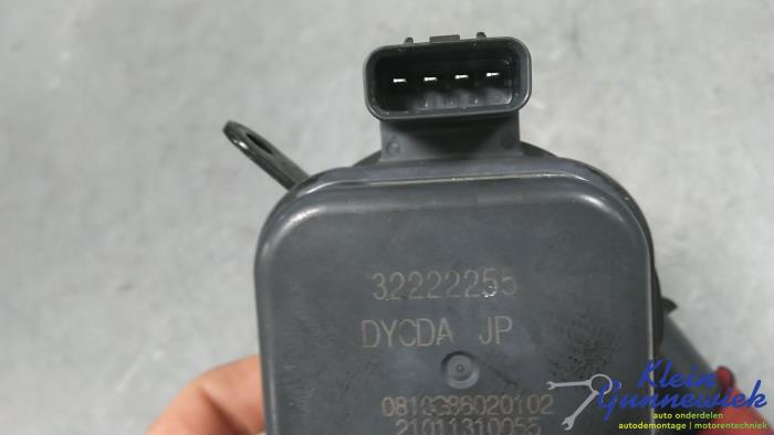 Water pump Volvo XC60 - 32222255