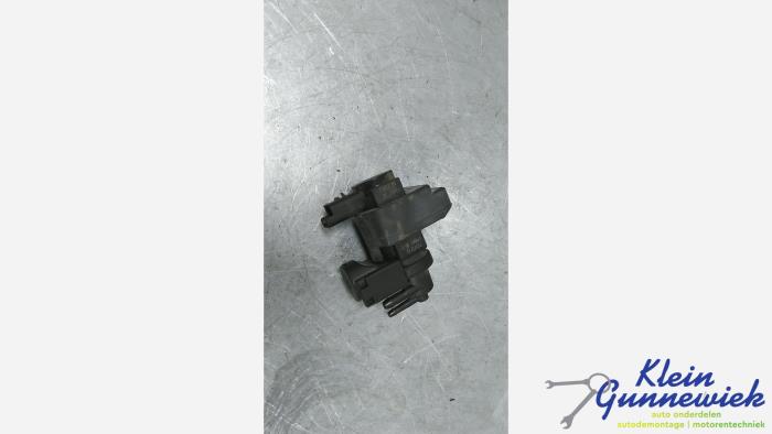 Używane Rózne BMW 1-Serie Cena € 30,00 Procedura marży oferowane przez Klein Gunnewiek Autodemontage & Motorentechniek