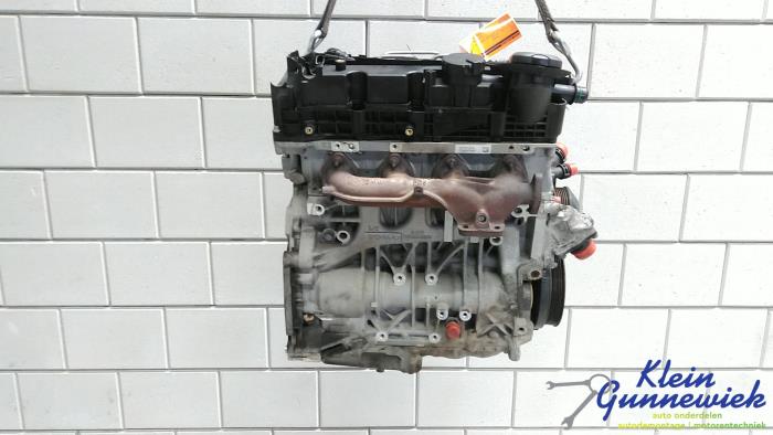 Engine from a BMW 1-Serie 2010