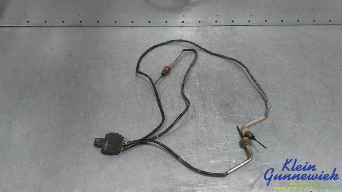 Używane Czujnik temperatury spalin Mercedes GLB-Klasse Cena € 43,00 Procedura marży oferowane przez Klein Gunnewiek Autodemontage & Motorentechniek