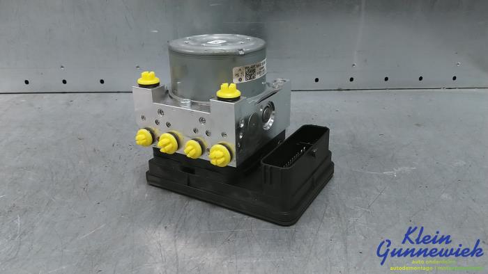 Usagé Bloc ABS Opel Corsa Prix € 225,00 Règlement à la marge proposé par Klein Gunnewiek Autodemontage & Motorentechniek