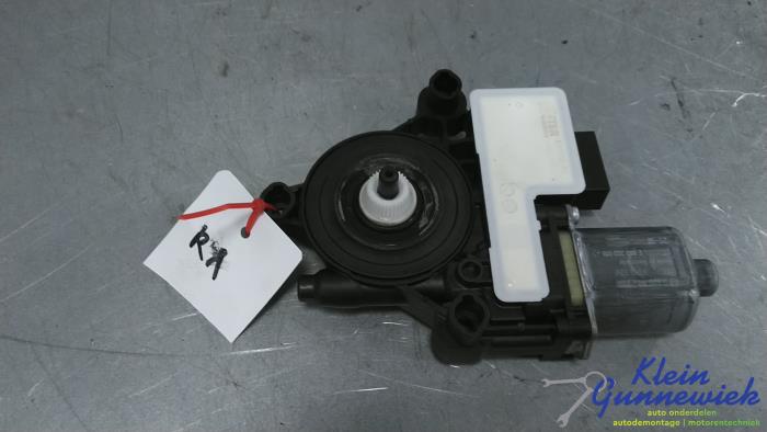 Usados Motor de ventanilla de puerta Seat Tarraco Precio € 20,00 Norma de margen ofrecido por Klein Gunnewiek Autodemontage & Motorentechniek