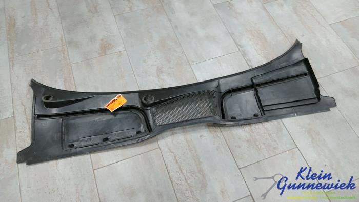 Używane Parawan Audi A4 Cena € 31,00 Procedura marży oferowane przez Klein Gunnewiek Autodemontage & Motorentechniek