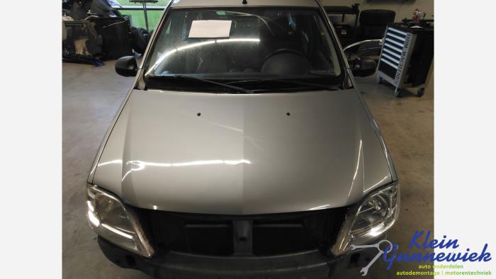 Używane Maska Dacia Logan Cena € 61,00 Procedura marży oferowane przez Klein Gunnewiek Autodemontage & Motorentechniek