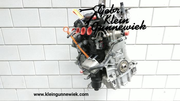 Engine Volkswagen Passat - 06F100032MX BLX