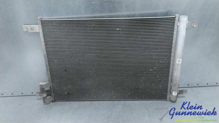 Usagé Condenseur de climatisation Seat Ibiza Prix € 96,00 Règlement à la marge proposé par Klein Gunnewiek Autodemontage & Motorentechniek