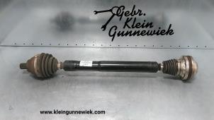 Begagnade Drivaxel, höger fram Volkswagen E-Golf Pris € 175,00 Marginaltabell erbjuds av Klein Gunnewiek Autodemontage & Motorentechniek
