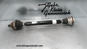 Begagnade Drivaxel, höger fram Volkswagen E-Golf Pris € 175,00 Marginaltabell erbjuds av Klein Gunnewiek Autodemontage & Motorentechniek