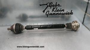 Begagnade Drivaxel, höger fram Volkswagen E-Golf Pris € 175,00 Marginaltabell erbjuds av Klein Gunnewiek Autodemontage & Motorentechniek